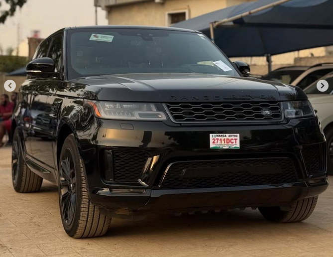 
								2019 FOREIGN USED RANGE ROVER SPORT full									